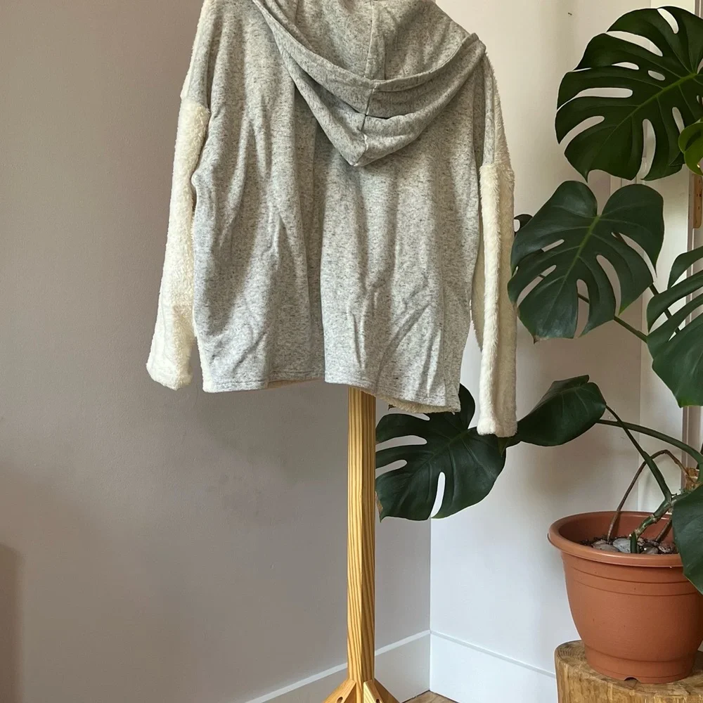 Cozy Fuzzy Sherpa Hoodie - Picture 2 of 5